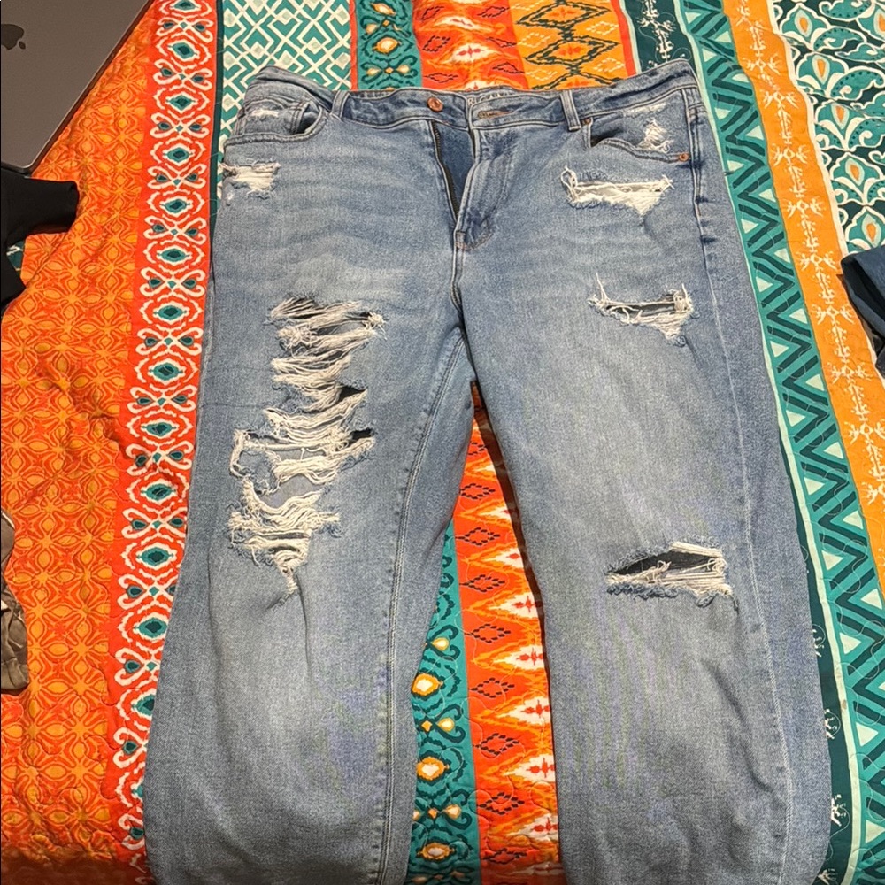 American Eagle Outfitters Blue Boyfriend Jeans Distressed
